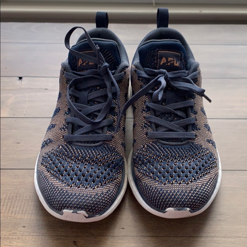 Navy and Rose Gold APL 6.5